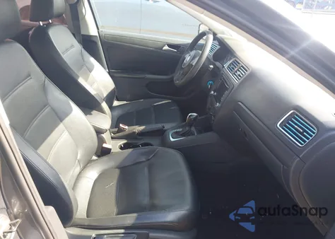 2014 Volkswagen Jetta 1.8T Se из США, поврежденный, VIN 3VWD07AJ9EM281718